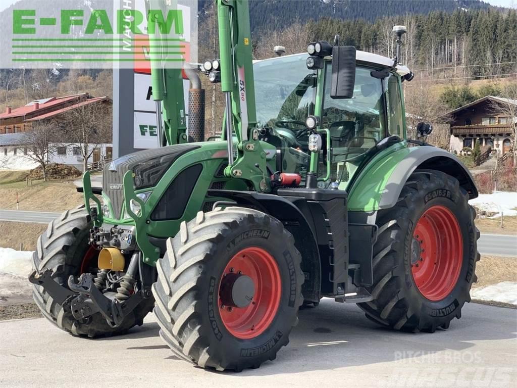 Fendt 724 vario scr Traktorit