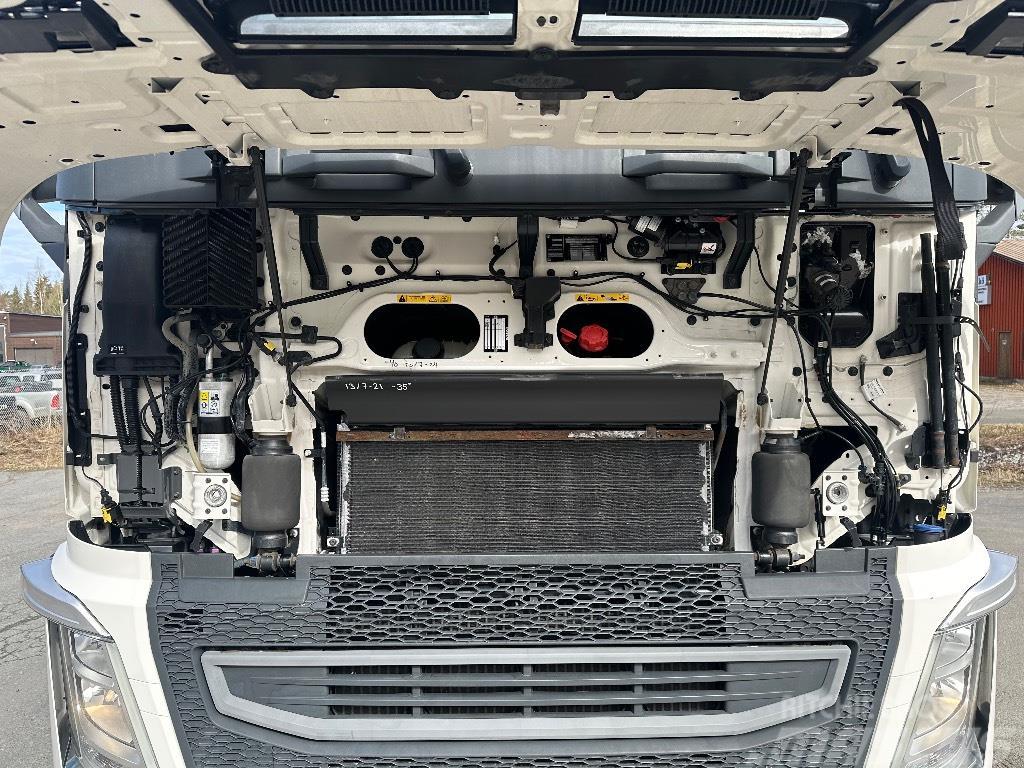 Volvo FH500 6x4 nousuteli katkeava veto hydrauliikka Vetopöytäautot