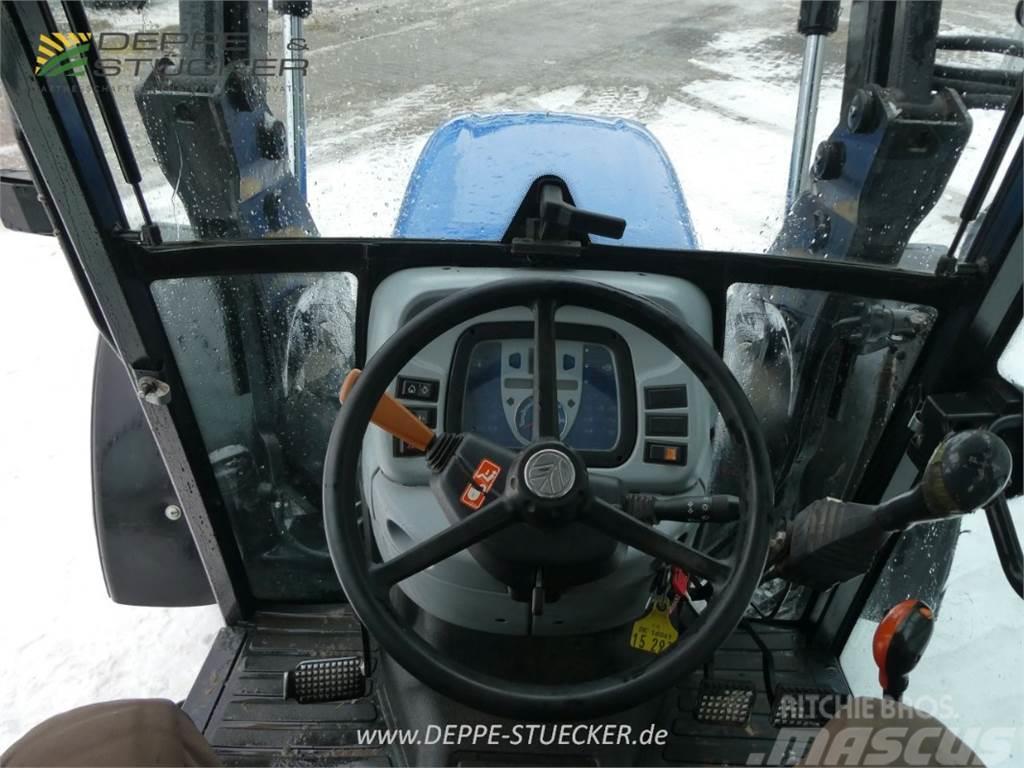 New Holland T4040 Deluxe Traktorit