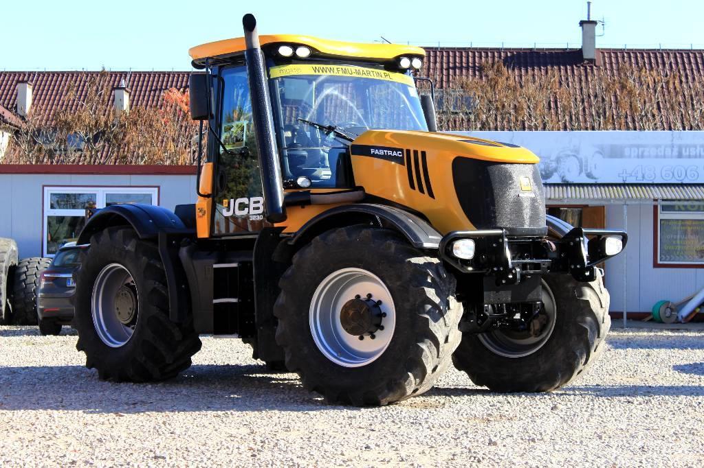 JCB FASTRAC 3230 XTRA Traktorit