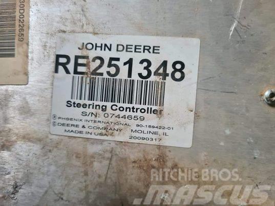 John Deere RE (RE251348) computer Sähkö ja elektroniikka