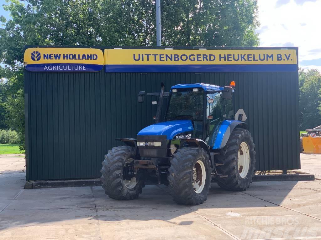 New Holland TM 125 Traktorit