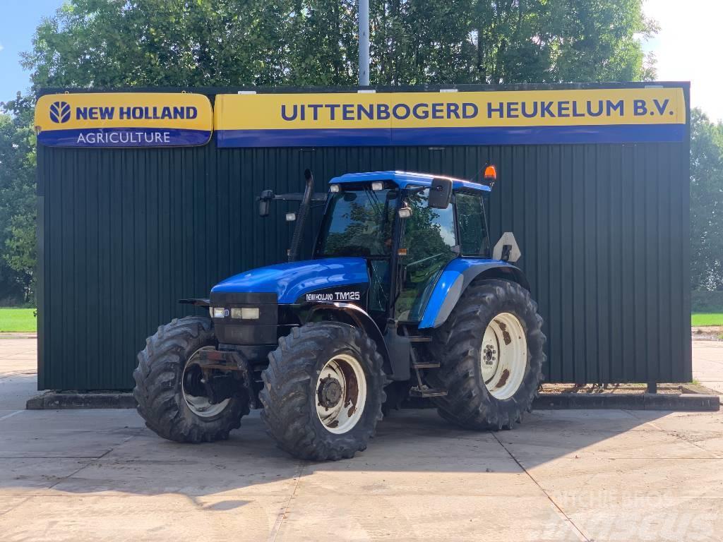 New Holland TM 125 Traktorit