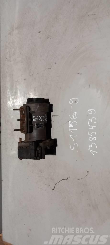 Scania R124.420 brake main valve 1385439 Jarrut