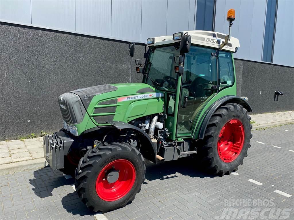 Fendt 209F Vario Traktorit