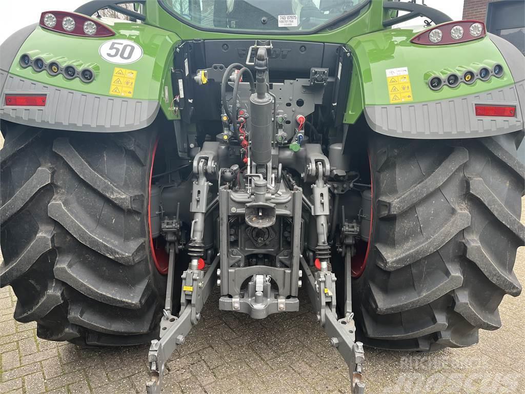Fendt 724 S4 ProfiPlus Traktorit