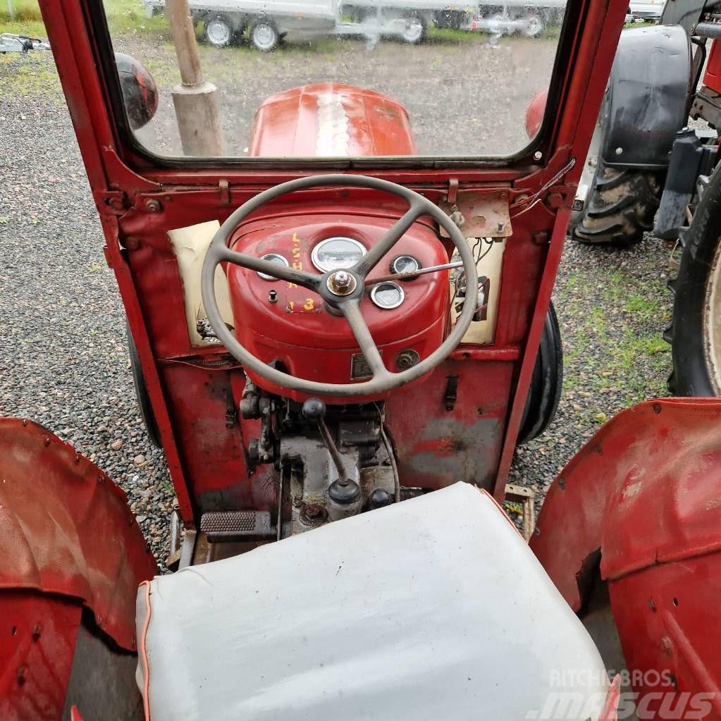 Massey Ferguson 65 Traktorit