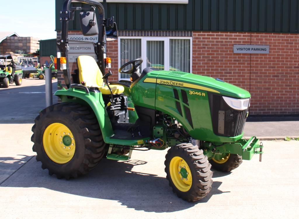 John Deere 3046 R Traktorit