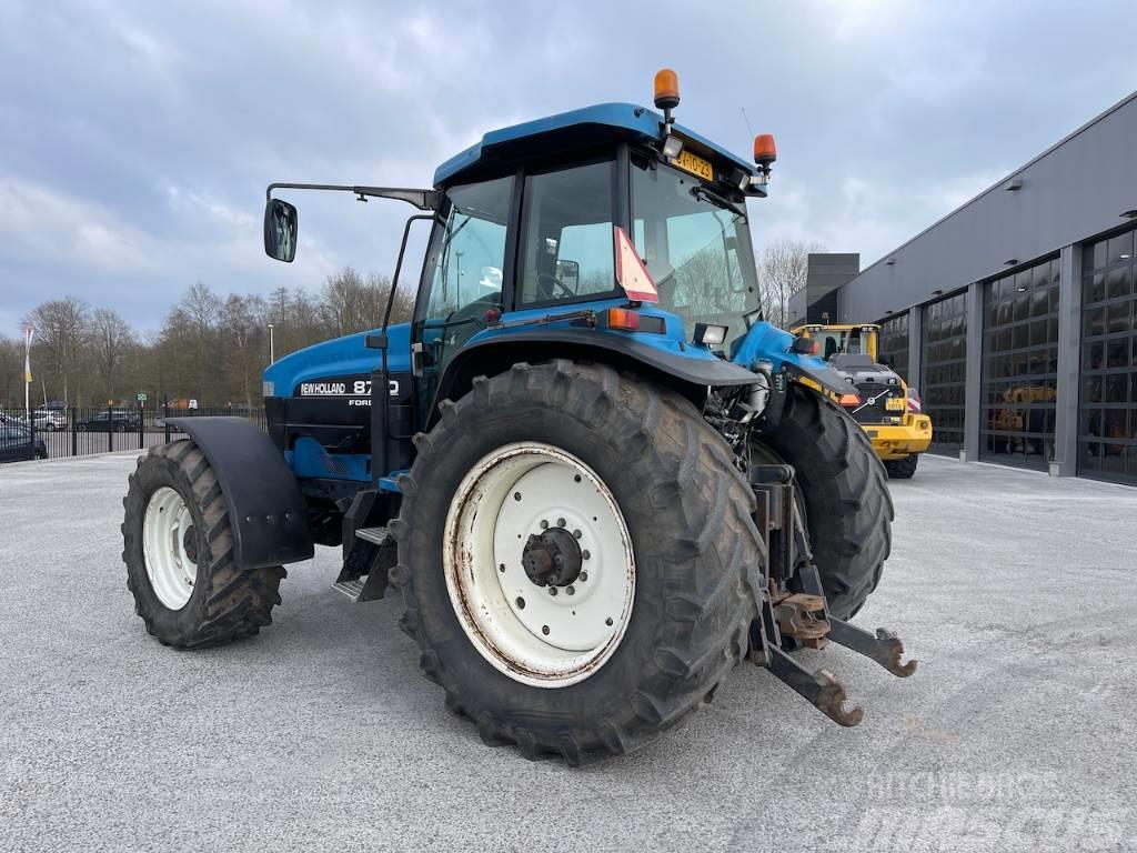 New Holland 8770 Traktorit