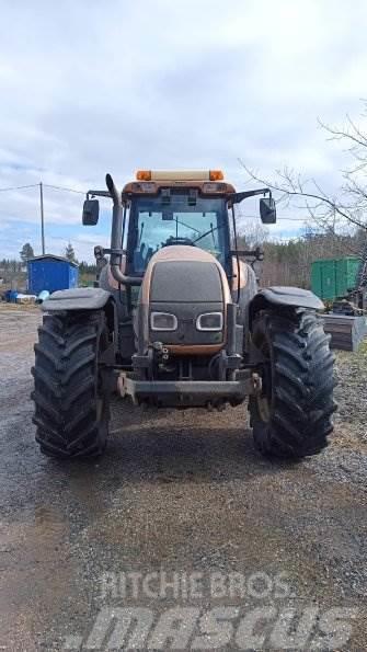 Valtra T190 Traktorit