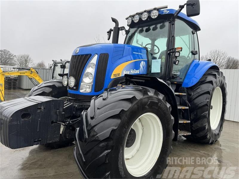 New Holland TG 230 Traktorit