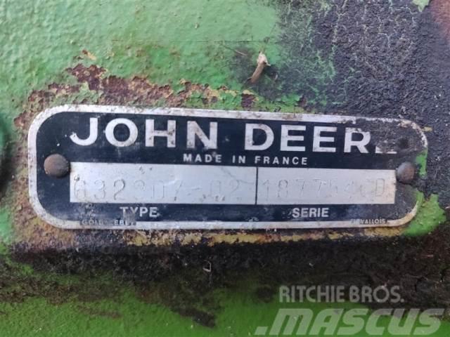 John Deere 6329D Moottorit