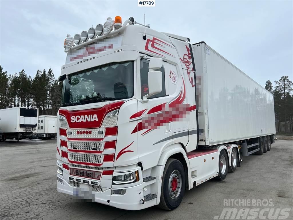 Scania S500 6x2 tow truck w/ tipping hydraulics and raise Vetopöytäautot