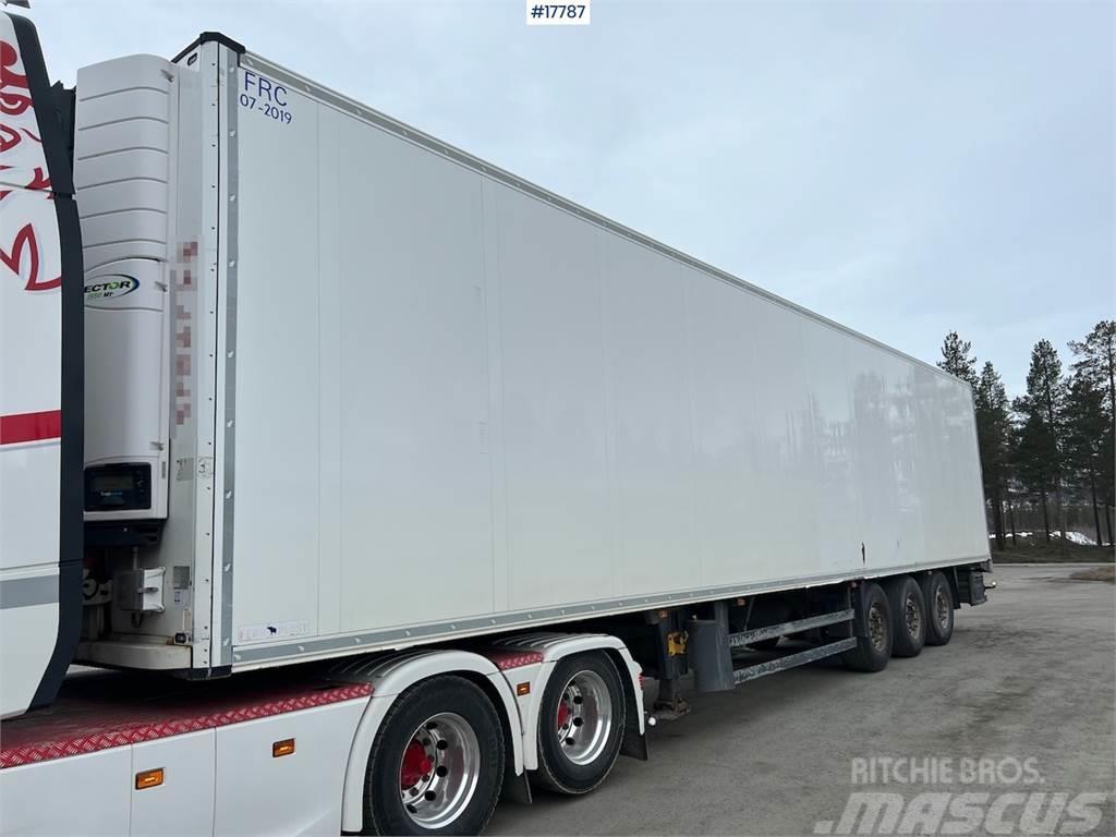 Schmitz Cargobull cool/freezer trailer w/ new major service on unit Muut puoliperävaunut
