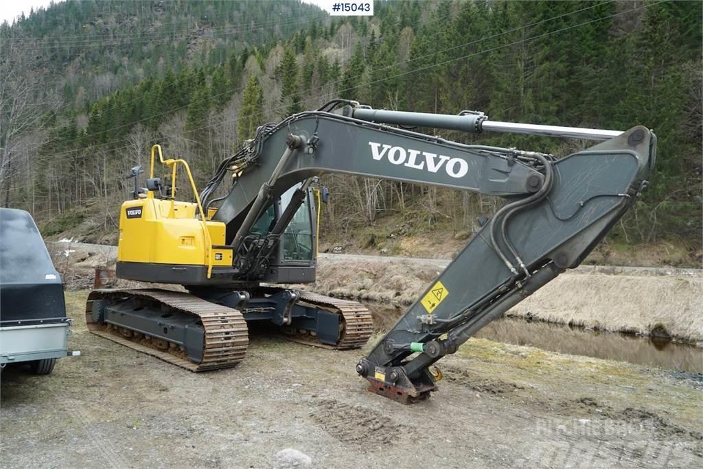Volvo ECR235DL Excavator w/ bucket and rotor tilt. Telakaivukoneet