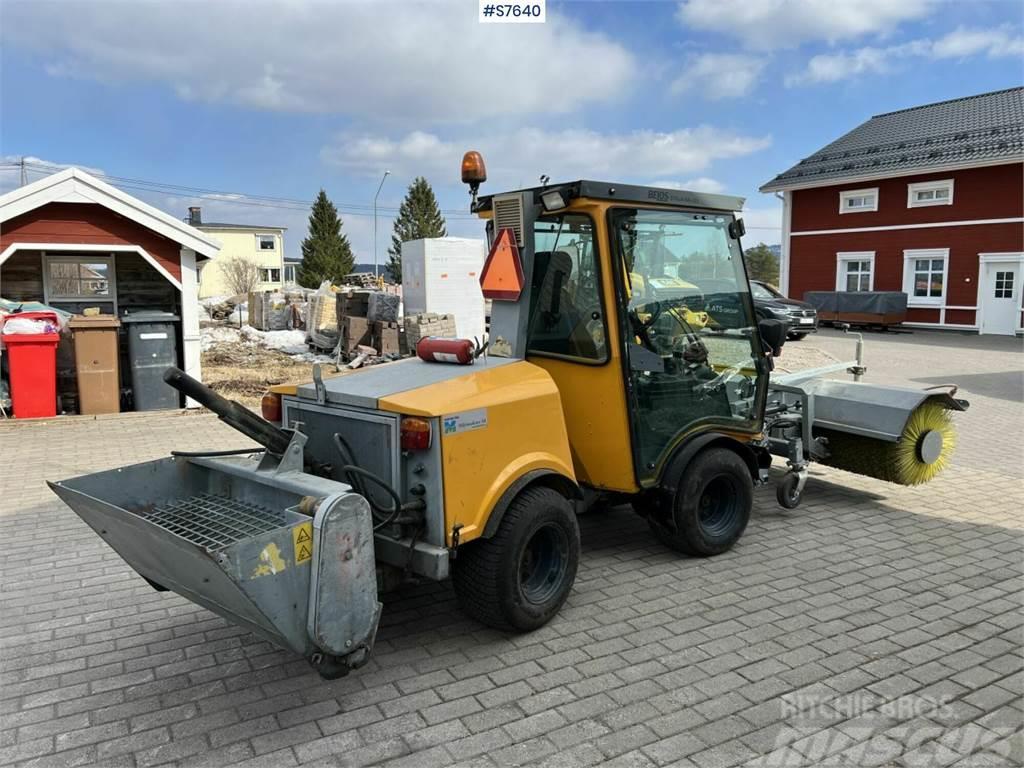 Belos Trans Pro 54 Compact loader with plenty of gear Pienkuormaajat