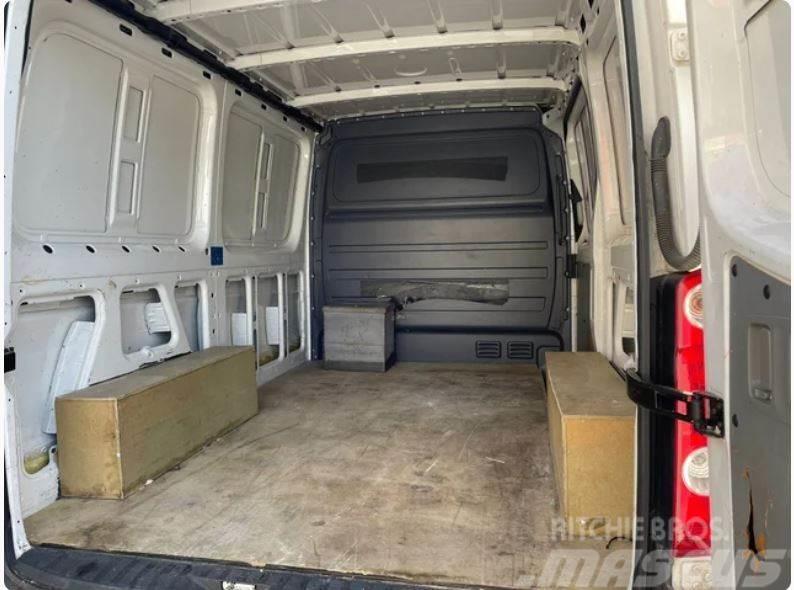 Volkswagen Crafter PRO Chasis BMT 35 R.Doble BL 109 Pakettiautot