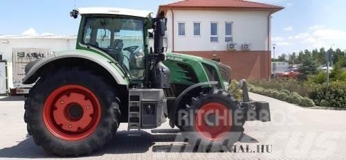 Fendt 824 Vario SCR Traktorit