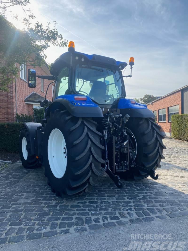 New Holland T7.165S Traktorit
