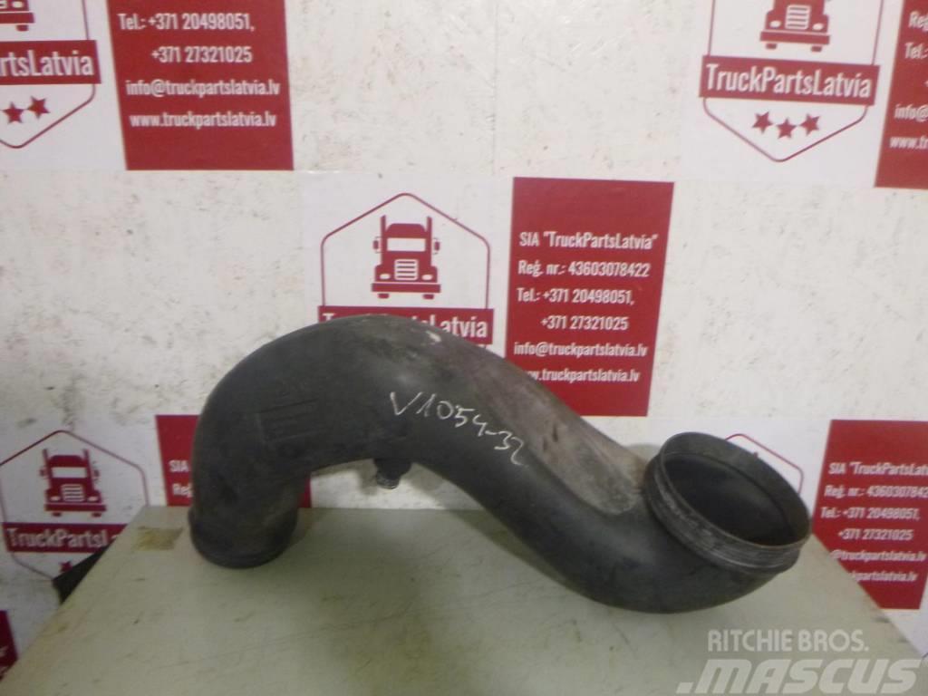 Volvo FH13 Air filter pipe 1674383 Moottorit