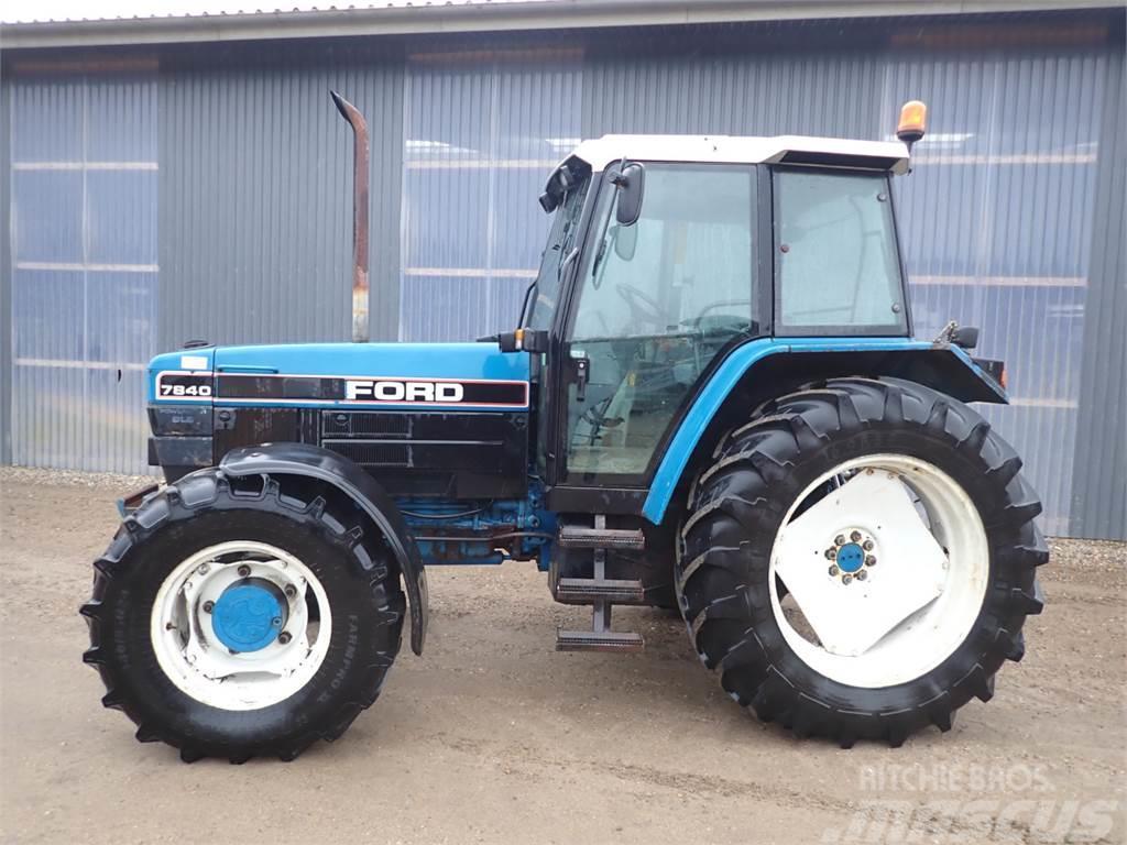 New Holland 7840 Traktorit