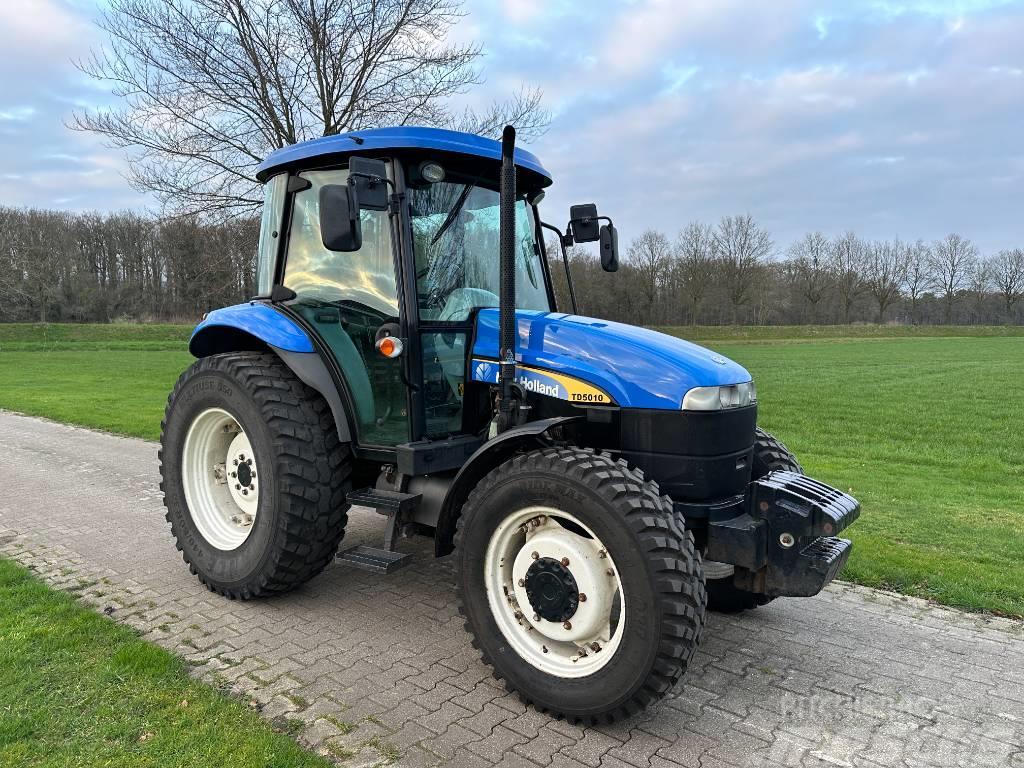 New Holland TD 5010 Traktorit