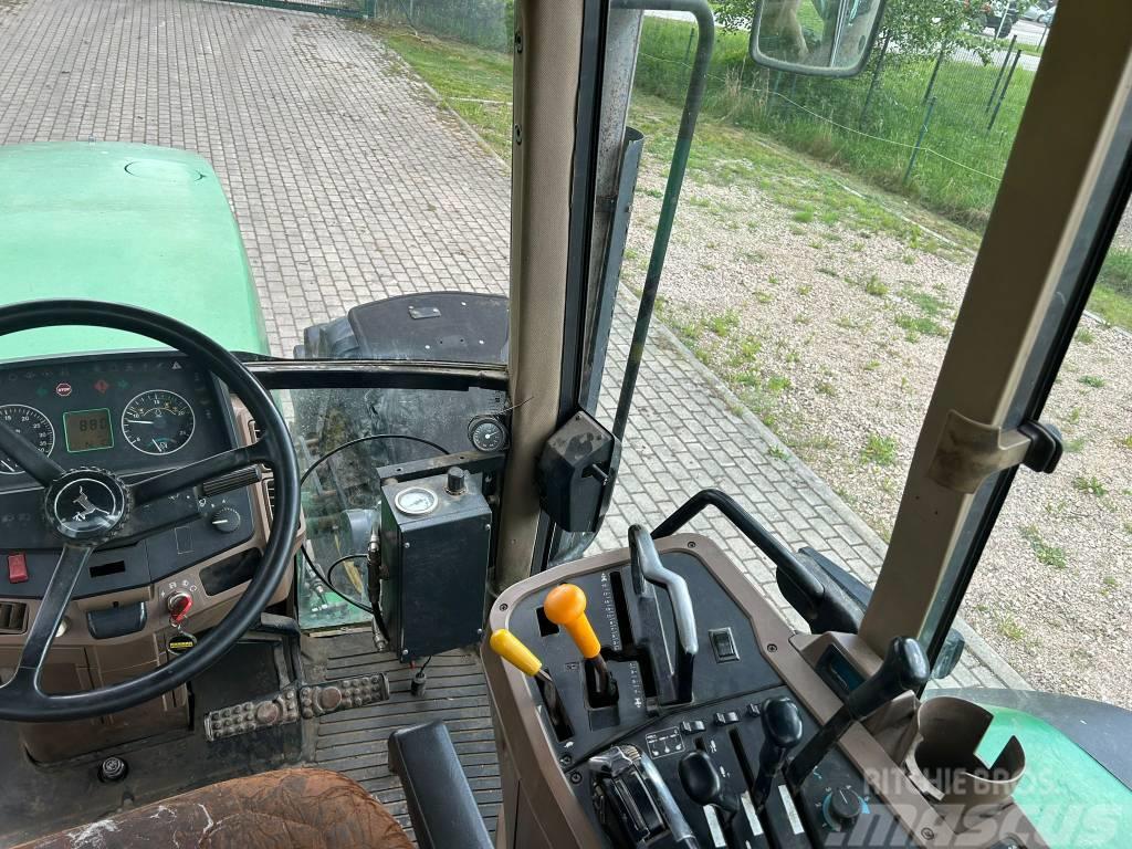 John Deere 7710 Traktorit
