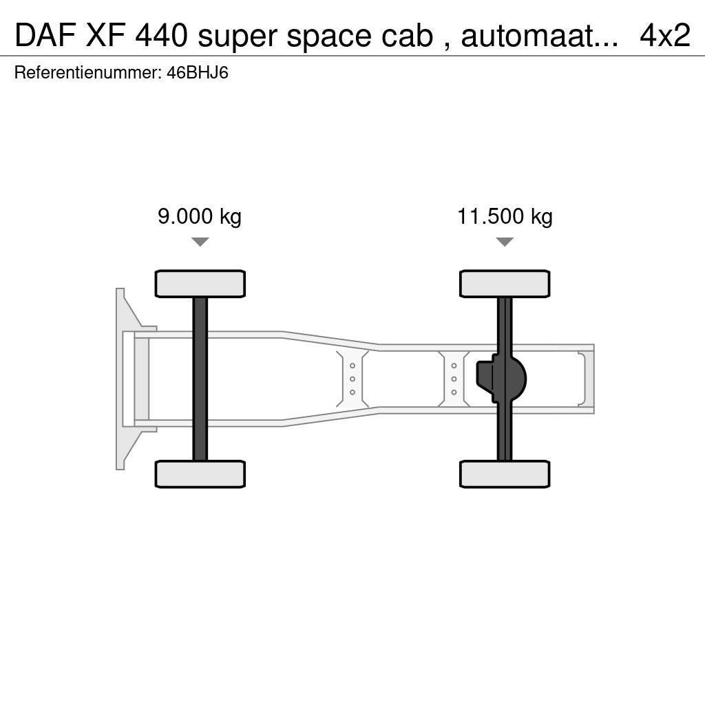 DAF XF 440 super space cab , automaat, hydrauliek WF, Vetopöytäautot