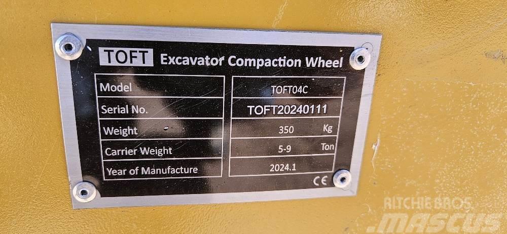  14 inch Excavator Compaction Wheel Muut