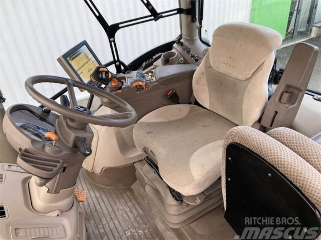John Deere 6230R Traktorit
