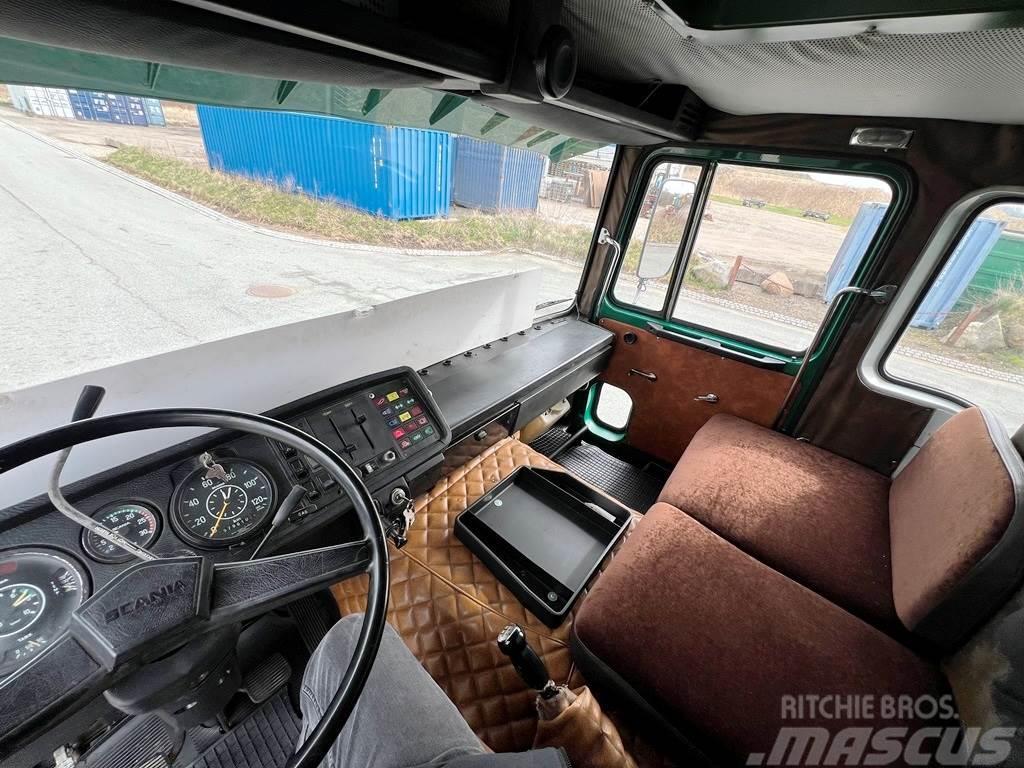 Scania Vabis 111 4x2 Sora- ja kippiautot