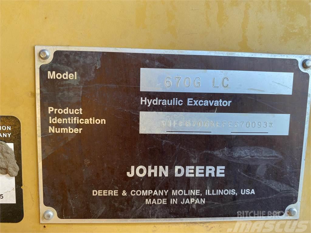 John Deere 670G LC Telakaivukoneet