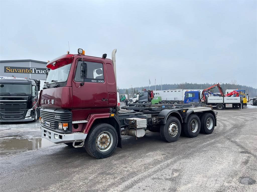 Sisu SM 300 8X2 Vaihtolava-autot