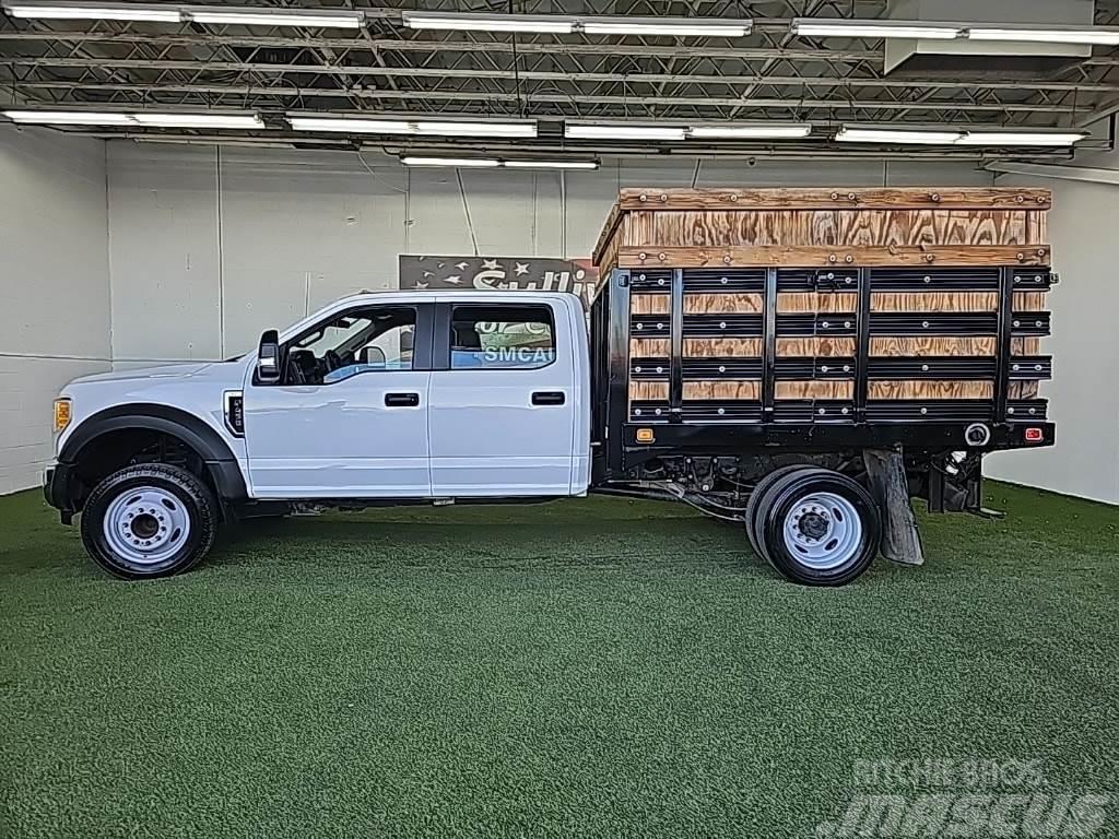 Ford F-450 Chassis Lava-autot