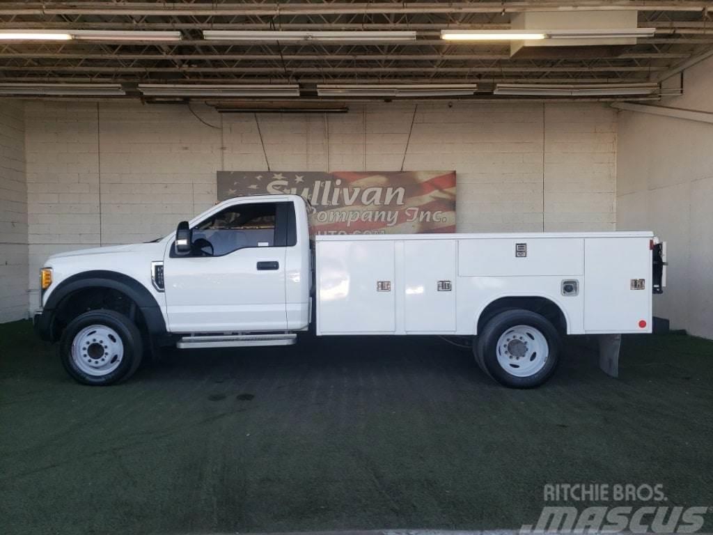 Ford F-450 Chassis Lava-autot