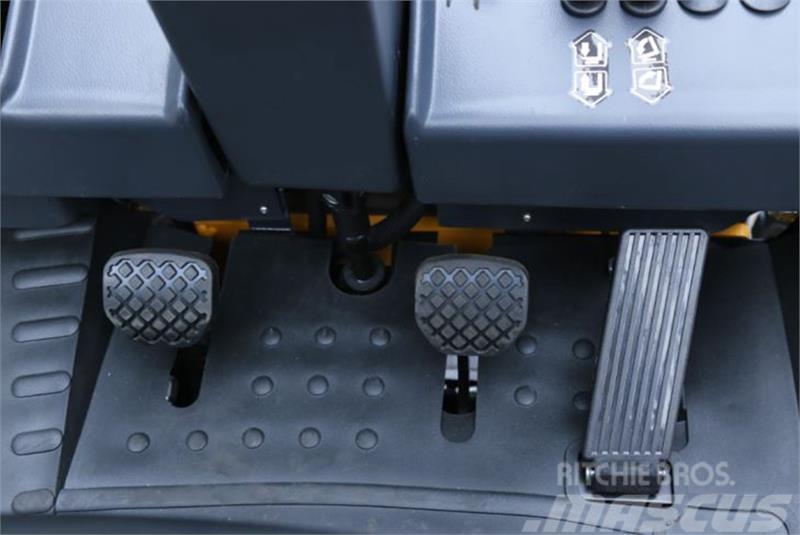  UN-Forklift FL25T-NJX2 Muut haarukkatrukit