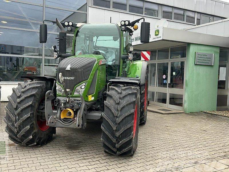 Fendt 724 S4 ProfiPlus RTK Traktorit