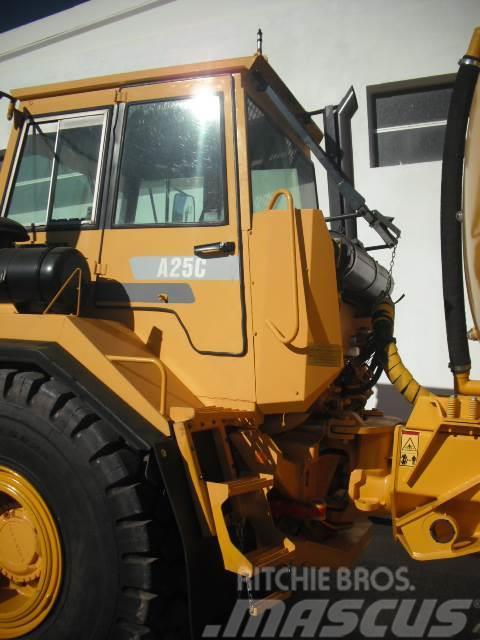 Volvo A25C WITH NEW WATER TANK Dumpperit