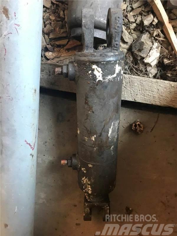  Aftermarket Hydraulic Cylinder #3 Porauskaluston varaosat