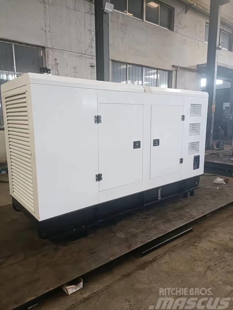 Cummins 6BTAA5.9-G12 silent generator set Dieselgeneraattorit