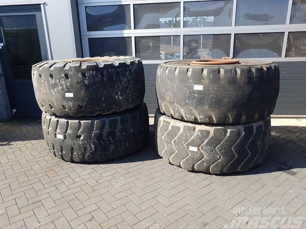 CASE 921C-Michelin 26.5R25-Tire/Reifen/Band Renkaat ja vanteet