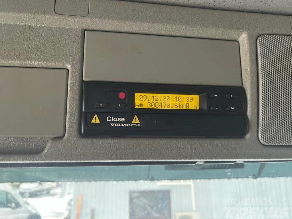 Volvo FM9 300, 4x2 HIAB CRANE Nosturiautot