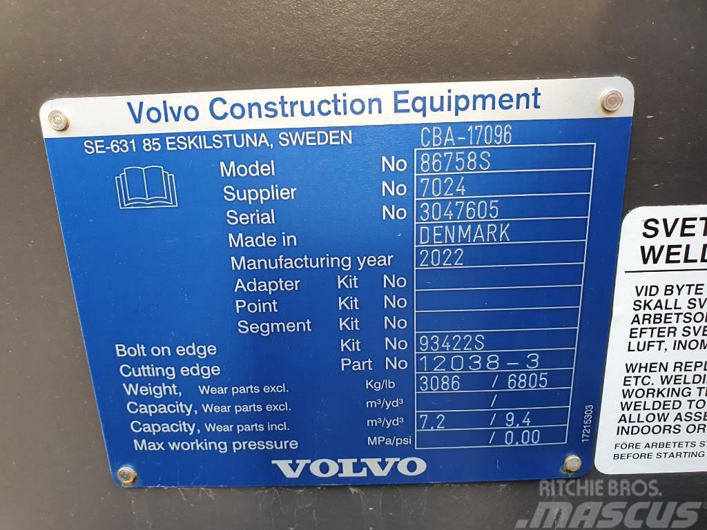 Volvo Rehandlingskopa 7,2 m3 Redskapsinfäst, CBA-17096 Kauhat