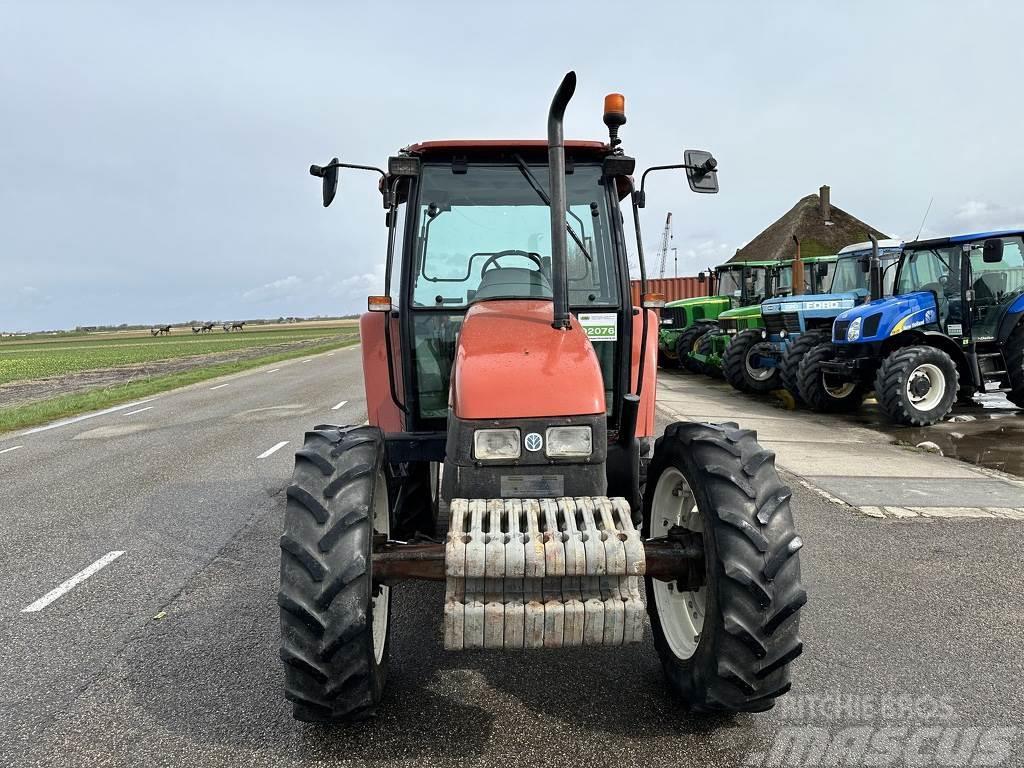 New Holland L75 DT Traktorit
