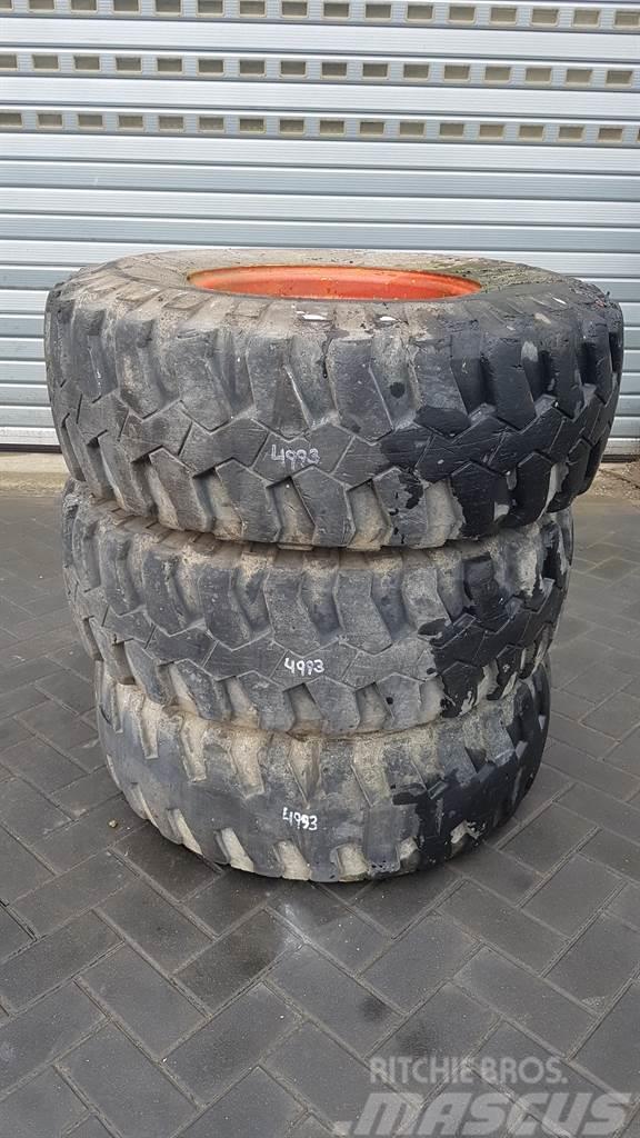 Michelin 335/80R18 (12.5R18) - Tyre/Reifen/Band Renkaat ja vanteet