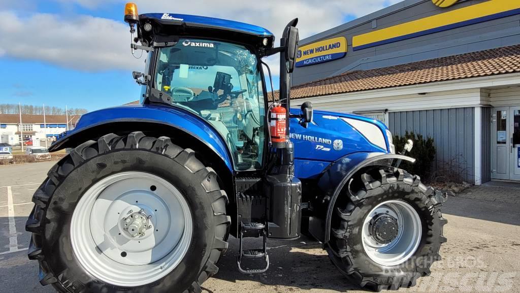 New Holland T7.225 AutoCommand Traktorit