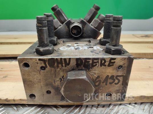 John Deere 6135R (AL205562) hydraulic valve Hydrauliikka