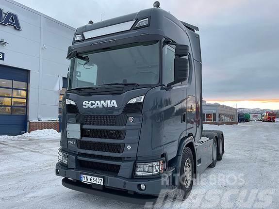Scania S730A6x2NB ADR Vetopöytäautot