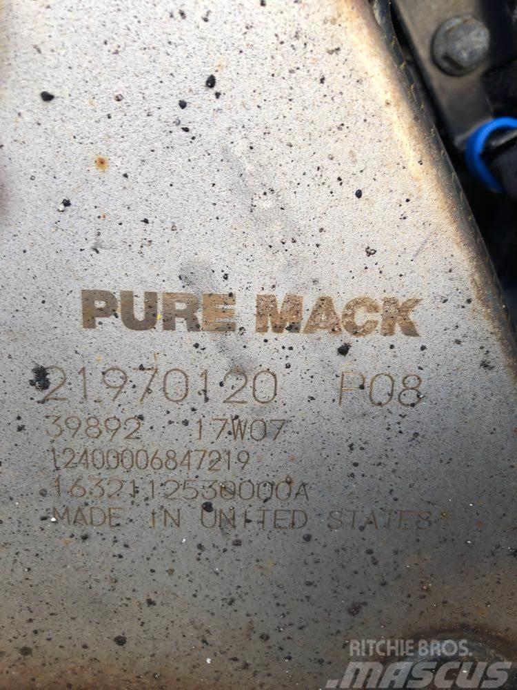 Mack MP7 Muut