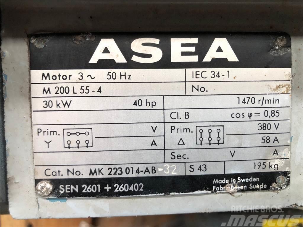 30 kW ASEA E-Motor Moottorit